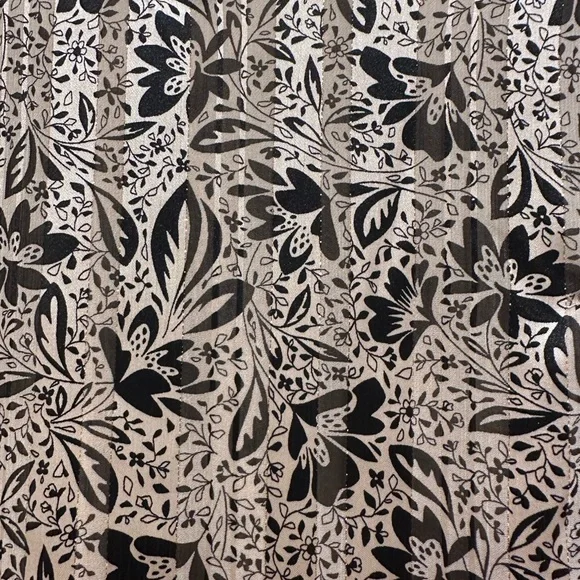 Vince Camuto tan black Floral V-Neck Blouse - Picture 4 of 4